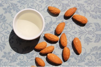 olio-di-mandorle-dolci